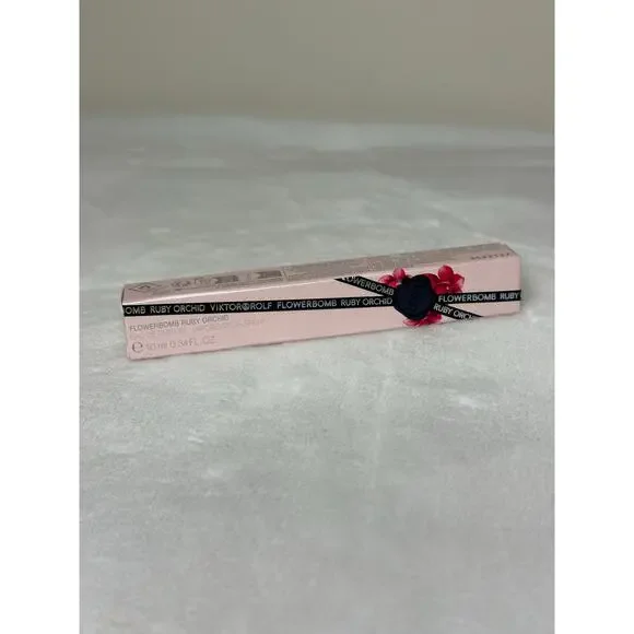 Viktor&Rolf Flowerbomb Ruby Orchid EDP 10ml Travel Spray - Picture 2 of 2